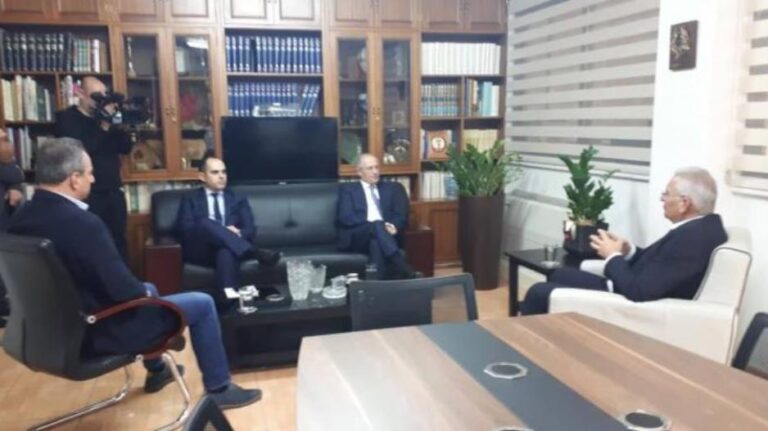 «Όχι» σε διορισμό του Ιωνά στη θέση του Γενικού Εισαγγελέα λέει ο Άντρος