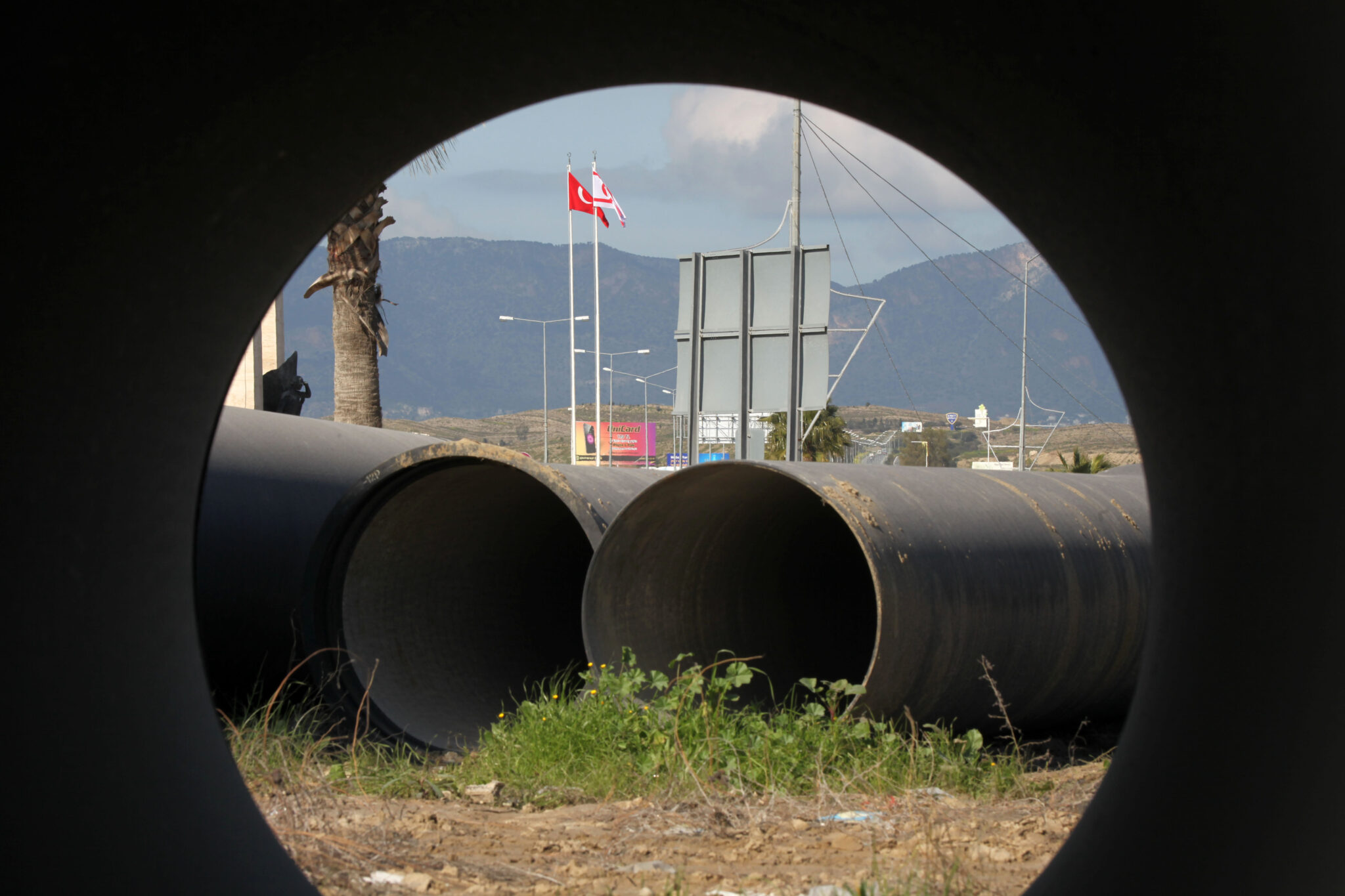 Eξερράγη ο αγωγός που μεταφέρει νερό από την Τουρκία στα κατεχόμενα (ΒΙΝΤΕΟ)