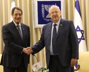 Το τετ – α – τετ Αναστασιάδη – Ρίβλιν