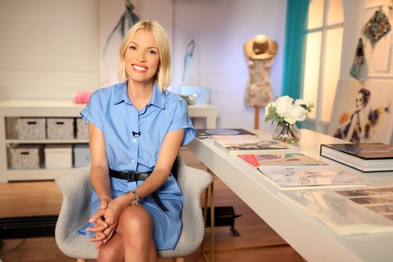 Bίκυ Καγιά: Φωτογραφίζεται χωρίς…ίχνος μακιγιάζ και φίλτρων (ΦΩΤΟ)