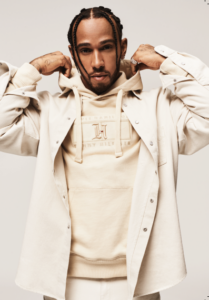 Ο TOMMY HILFIGER ΓΙΟΡΤΑΖΕΙ ΤΗ ΒΙΩΣΙΜΗ TOMMYXLEWIS ΣΥΛΛΟΓΗ ΓΙΑ ΤΗΝ ΑΝΟΙΞΗ 2020