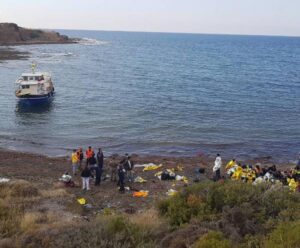 Σε φυλακές των κατεχομένων οι 34 μετανάστες που κατέπλευσαν στον Λιμνίτη