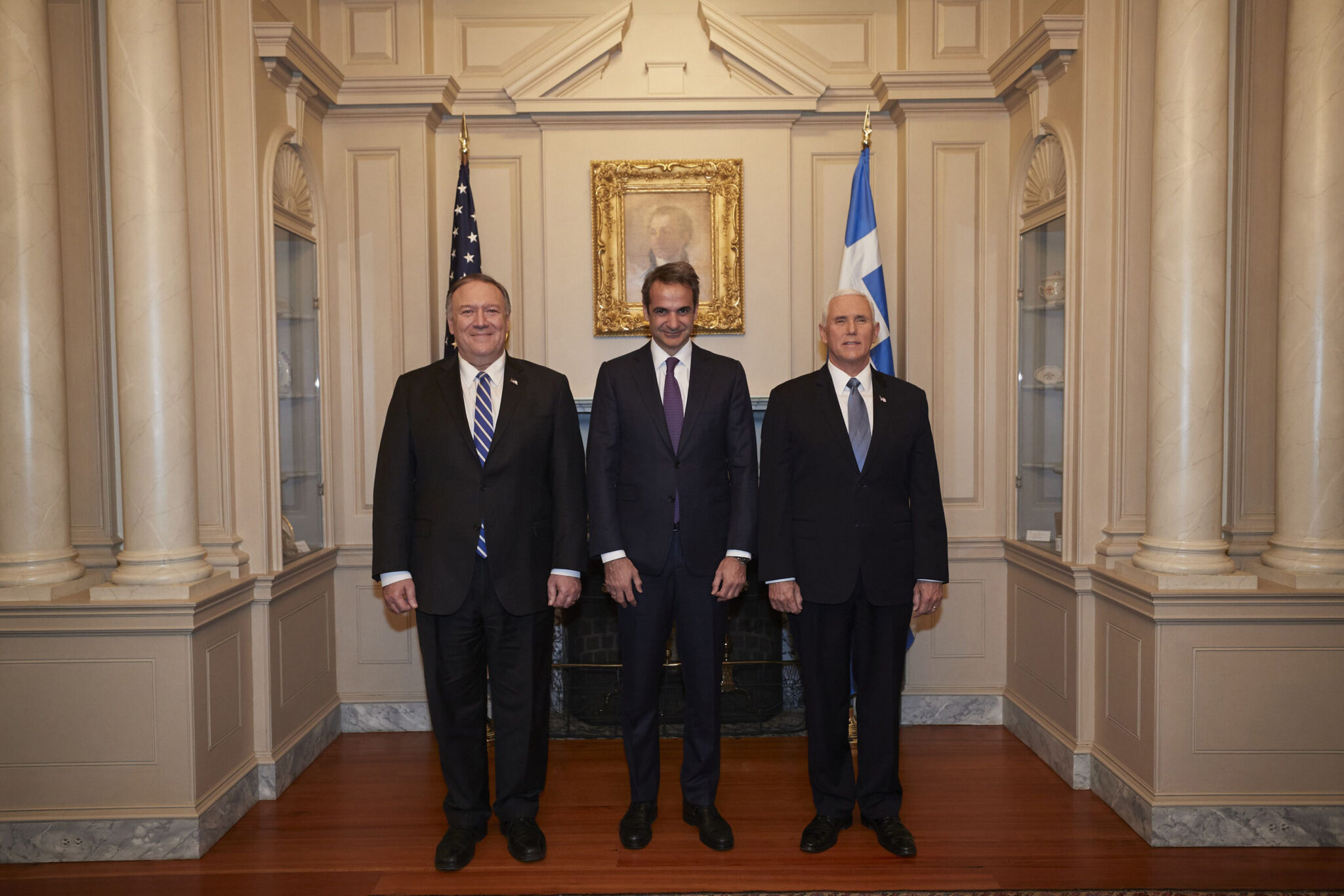 Ισχυρότεροι από ποτέ οι δεσμοί ΗΠΑ-Ελλάδας, είπαν Μητσοτάκης και Πενς