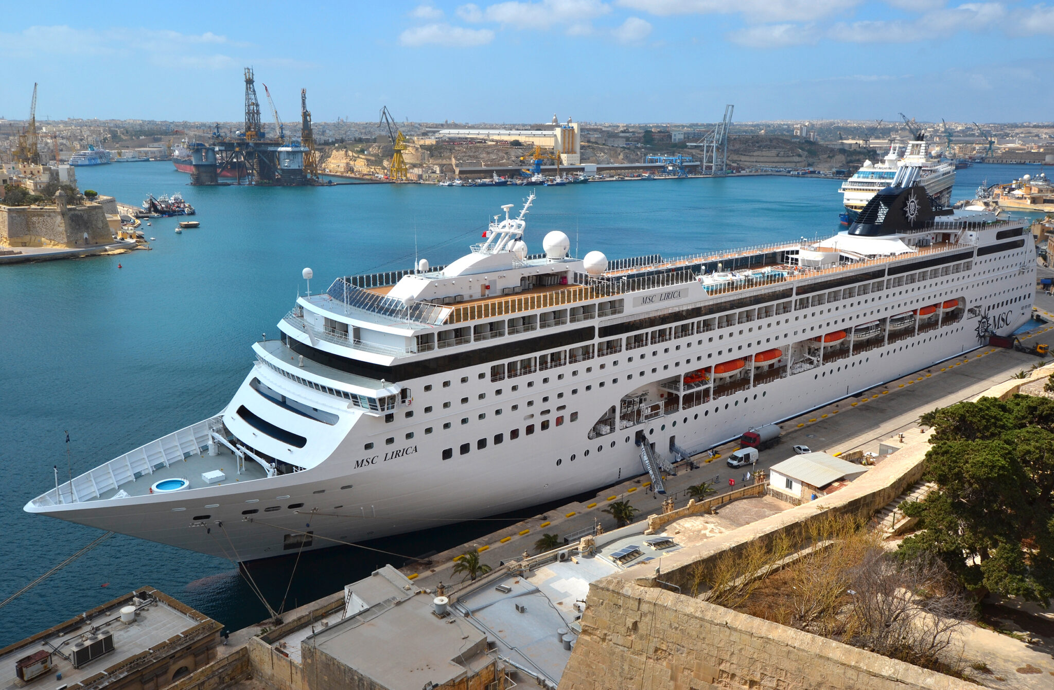 2,500 τουρίστες την εβδομάδα στο λιμάνι Λεμεσού (ΒΙΝΤΕΟ)