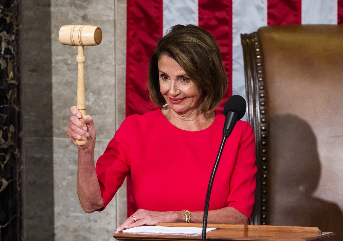 "Πράσινο" από Πελόζι για να διαβιβαστεί το κατηγορητήριο σε βάρος Τραμπ