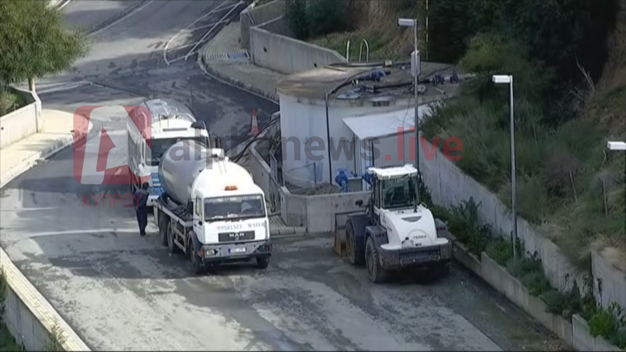 Πάνε κι έρχονται βυτιοφόρα στο Πισσούρι για να μην διψάσουν οι κάτοικοι (ΒΙΝΤΕΟ)