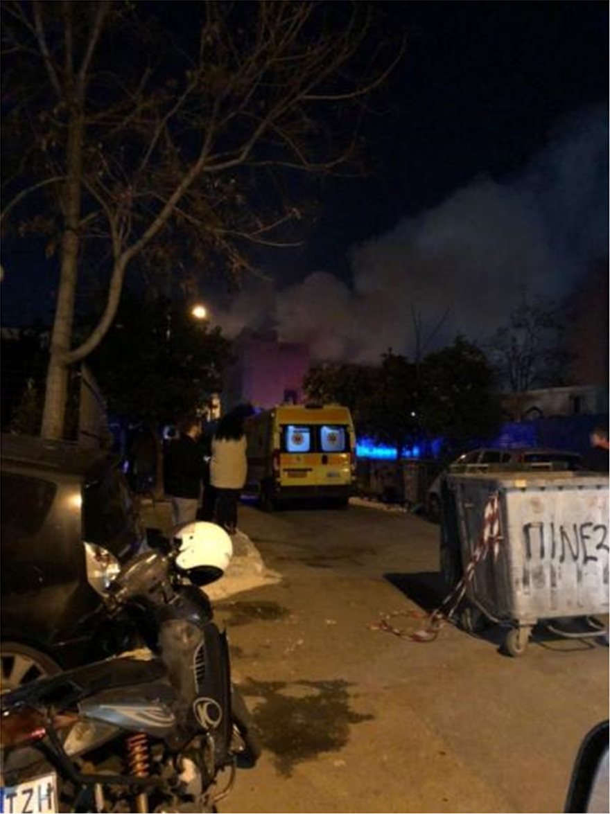 Τραγωδία με νεκρό κοριτσάκι σε πυρκαγιά στον Πειραιά
