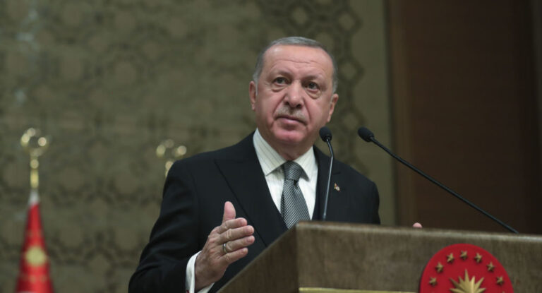 Νέες απειλές Ερντογάν για στρατιωτική επέμβαση στη Συρία