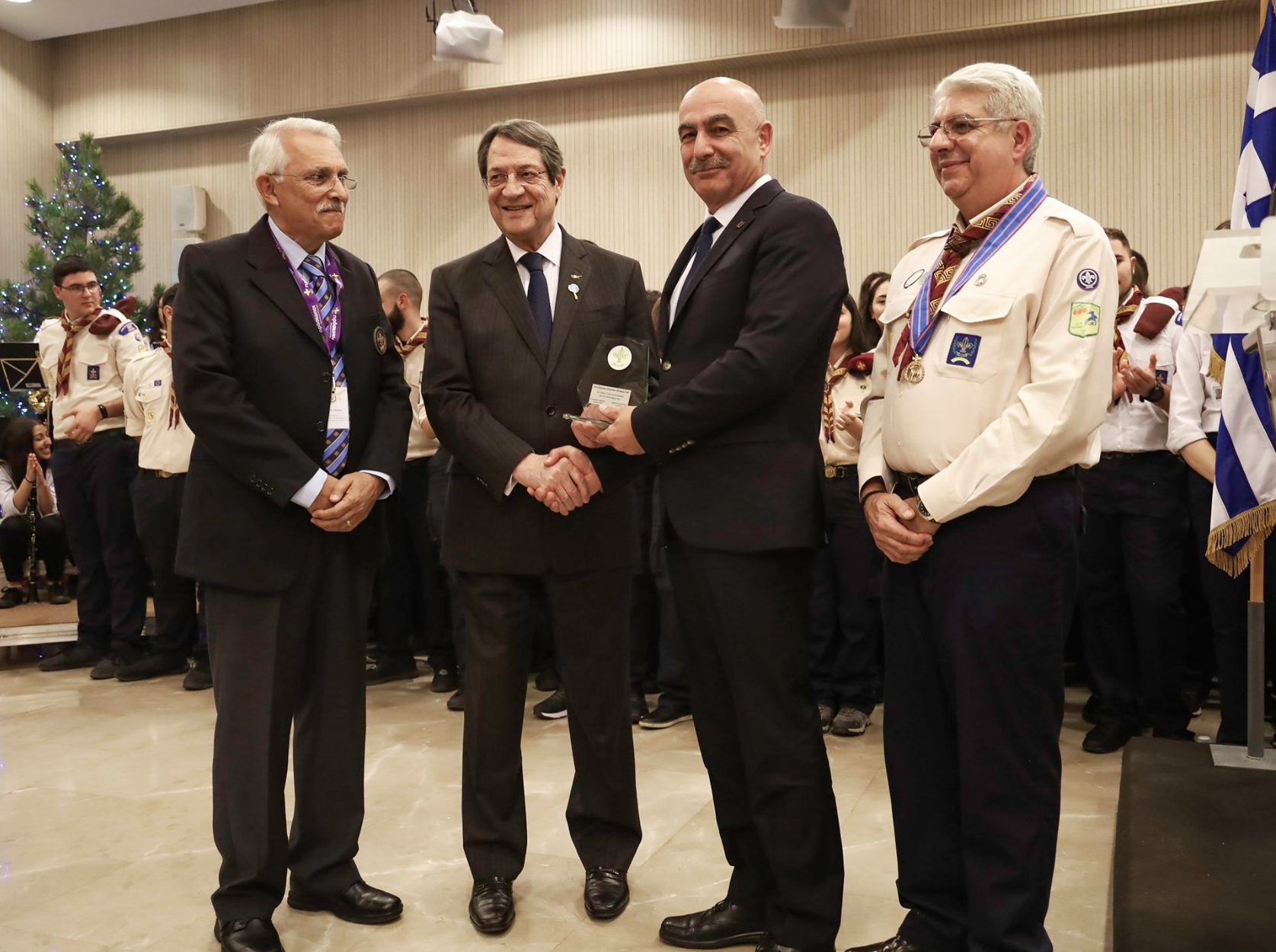 Απονομή Τιμητικής Πλακέτας στην ΕΚΟ για την συνεισφορά της στον Προσκοπισμό