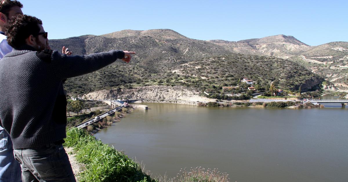 Συναγερμός για την πιθανή διαρροή νερού από φράγμα στην Πάφο (ΒΙΝΤΕΟ)