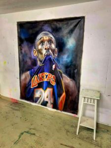 Ένα πορτρέτο του Κόμπι Μπράιαντ θα βρεθεί σε κεντρικό δρόμο της Λάρνακας (VID)