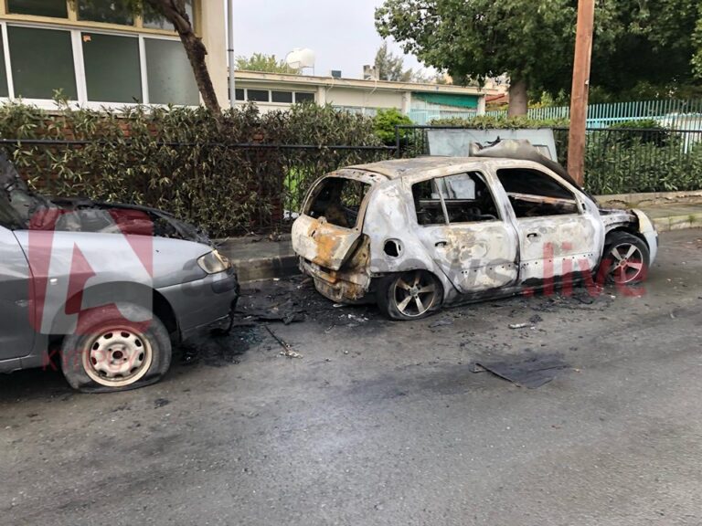 Νυχτοβάτες έκαψαν οχήματα πελατών συνεργείου στη Λεμεσό (ΦΩΤΟ)