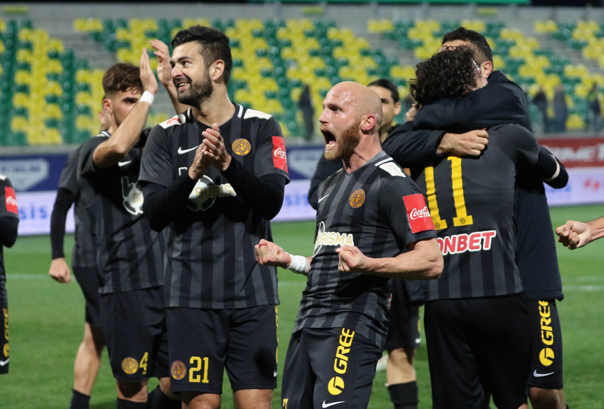 Συνεχίζει… φουριόζα την υπεράσπιση του τίτλου της