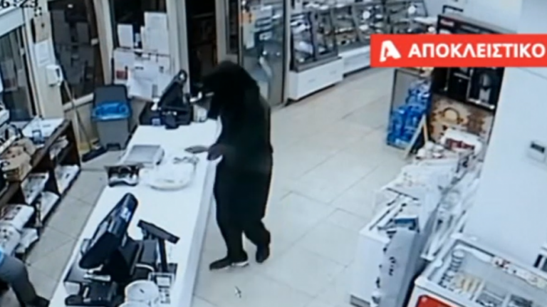 Χειροπέδες σε δύο πρόσωπα για ληστεία αρτοποιείου στη Λάρνακα (ΒΙΝΤΕΟ)