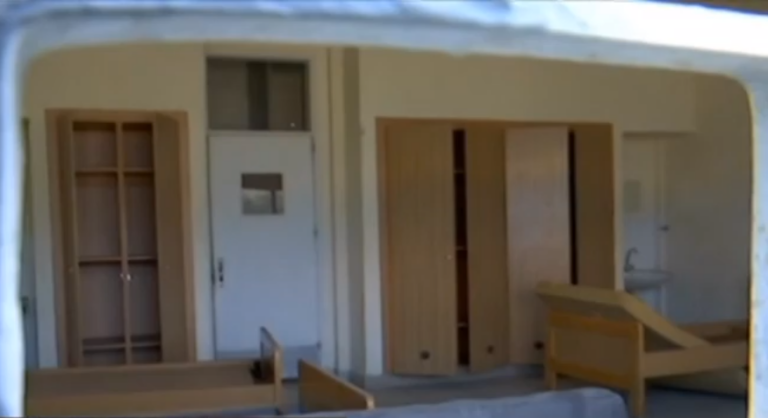 Εικόνες ντροπής στο εσωτερικό του Νοσοκομείου Αθαλάσσας (ΒΙΝΤΕΟ)