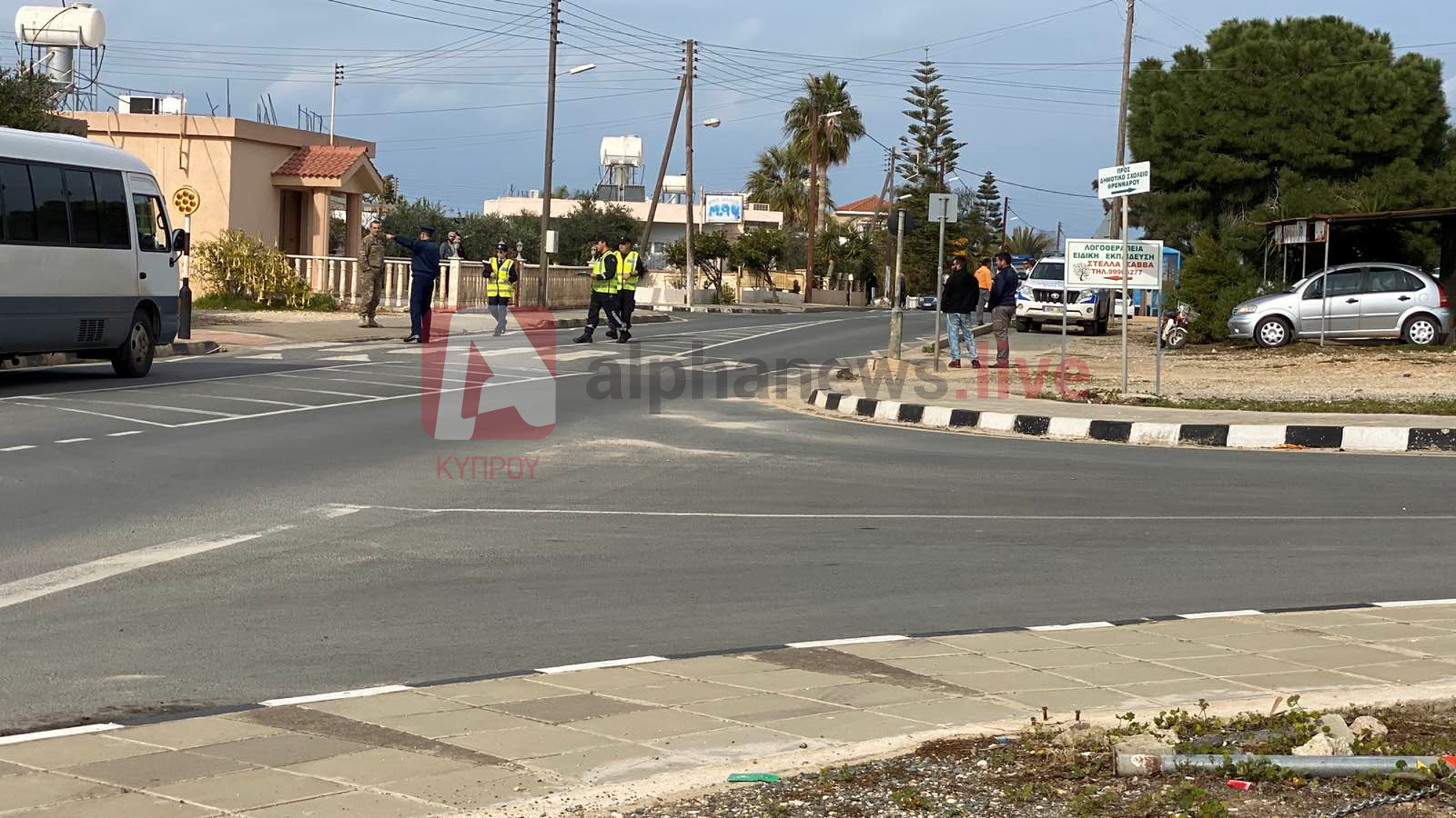 Μαθητής παρασύρθηκε από διερχόμενο όχημα ενώ προσπαθούσε να διασταυρώσει