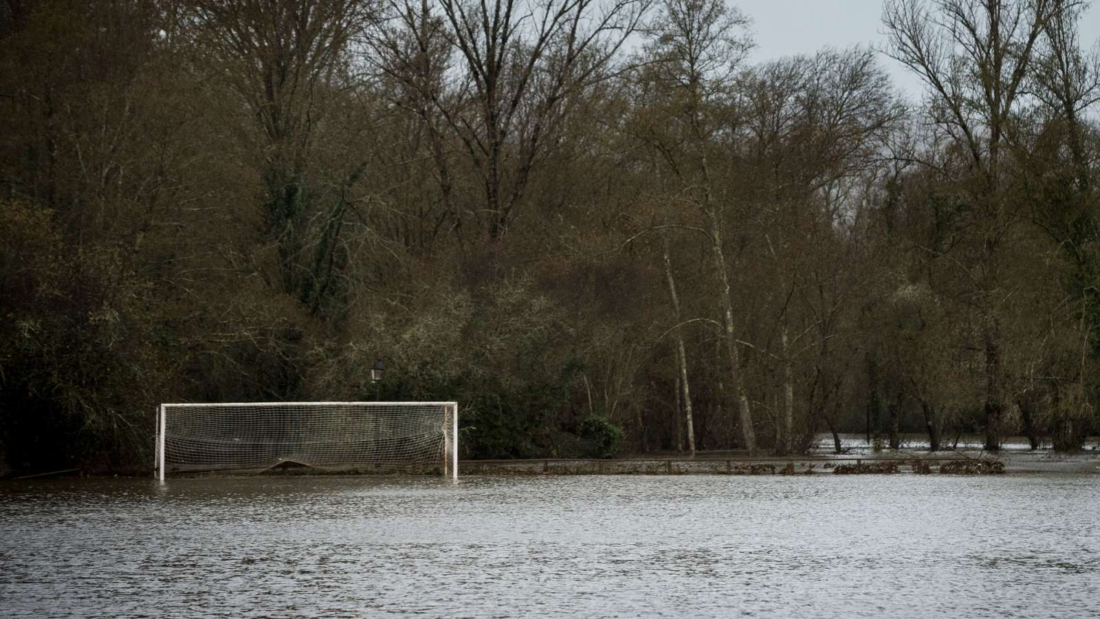 Αναβολή αγώνων στην Ευρώπη λόγω καταιγίδας