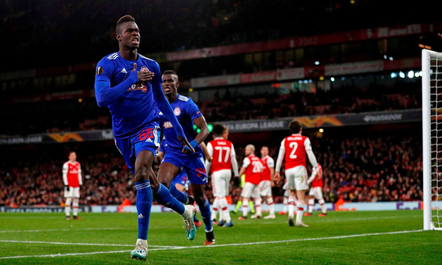 Μέγας Ολυμπιακός «πέταξε» εκτός την Άρσεναλ (ΒΙΝΤΕΟ)