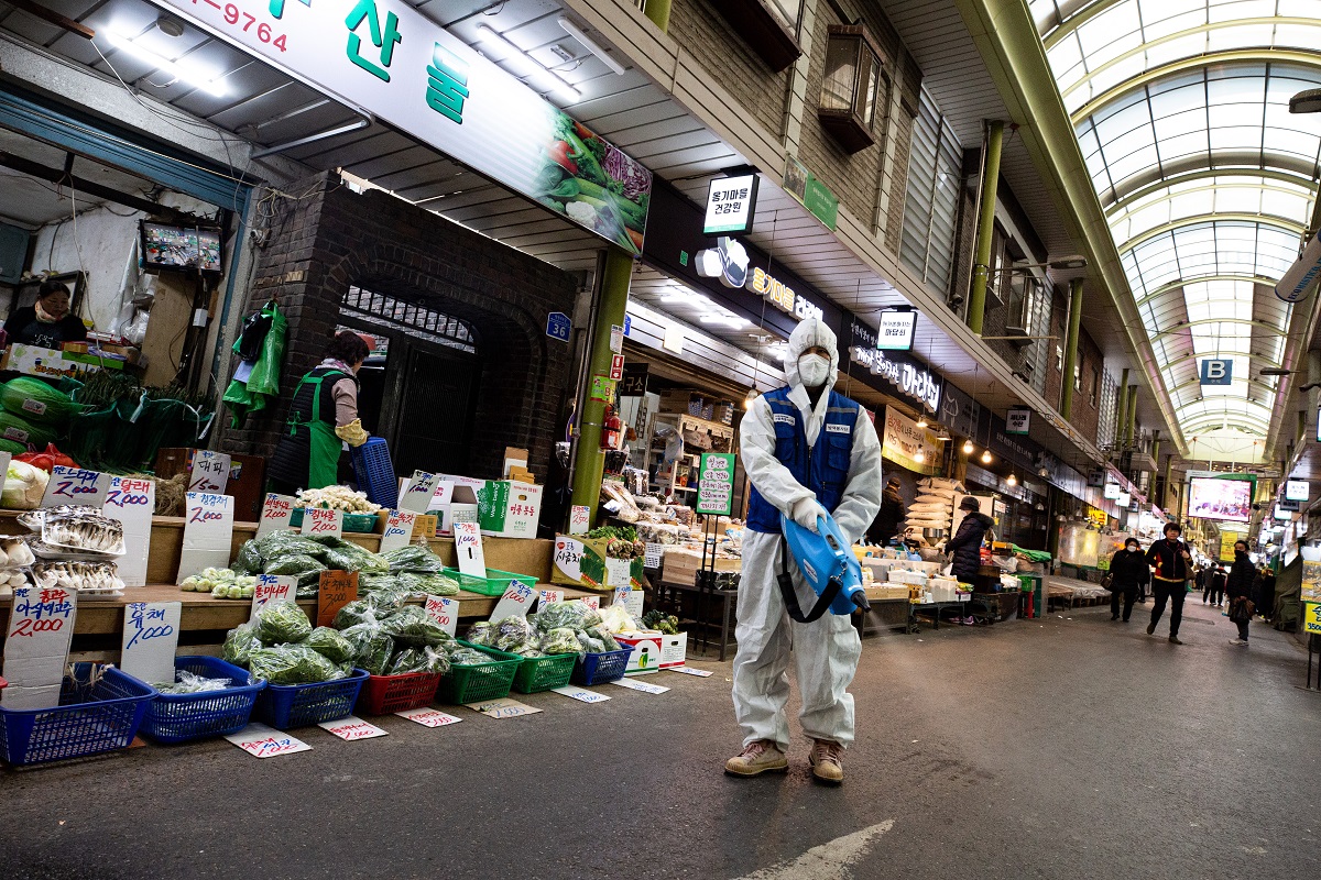 Ο κόσμος προετοιμάζεται για το σενάριο μιας πανδημίας κορωνοϊού