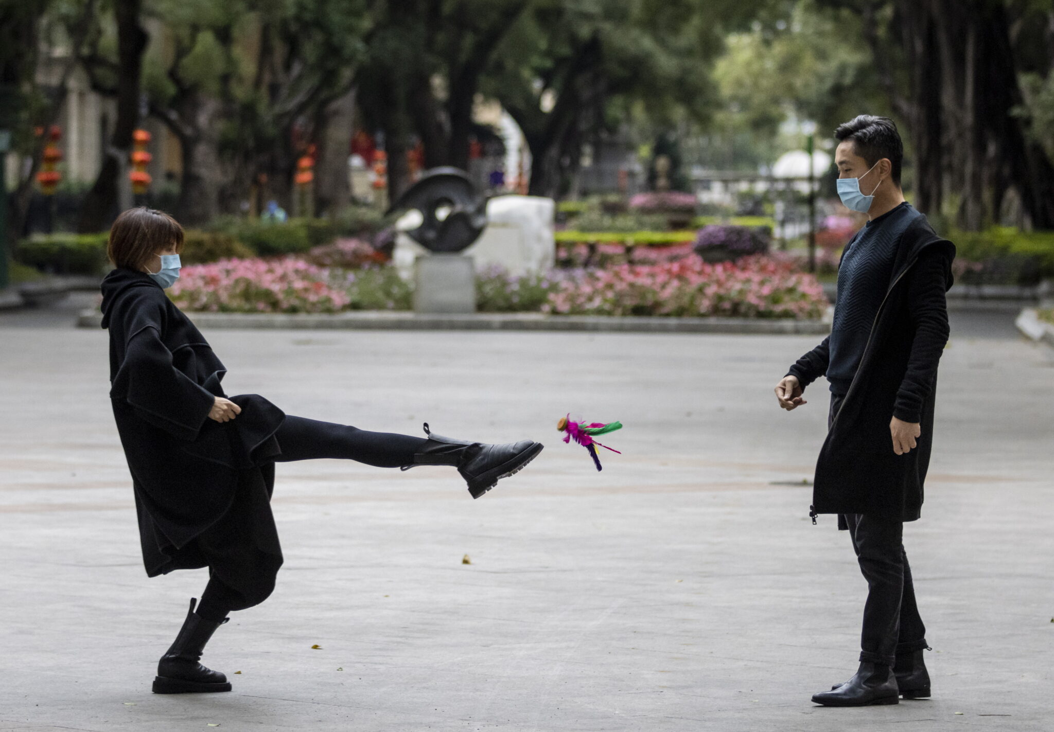 Drones επιβλέπουν και μιλούν στους Κινέζους που δεν φοράνε μάσκες (BINTEO)