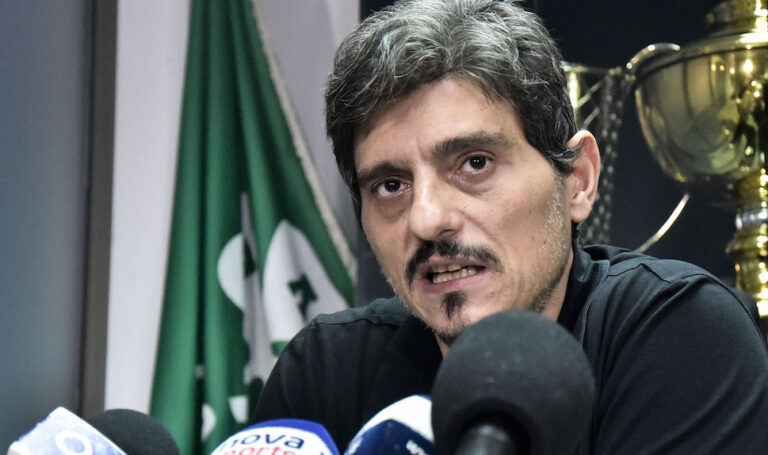 «Κεραυνοί» Γιαννακόπουλου κατά Θύρας 13: «Θα σας βάλω τις κουκούλες στον κ…ο»