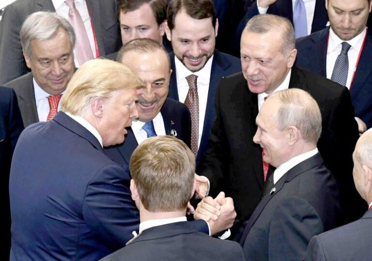 Crash-test για την τουρκική εξωτερική πολιτική το Ιντλίμπ