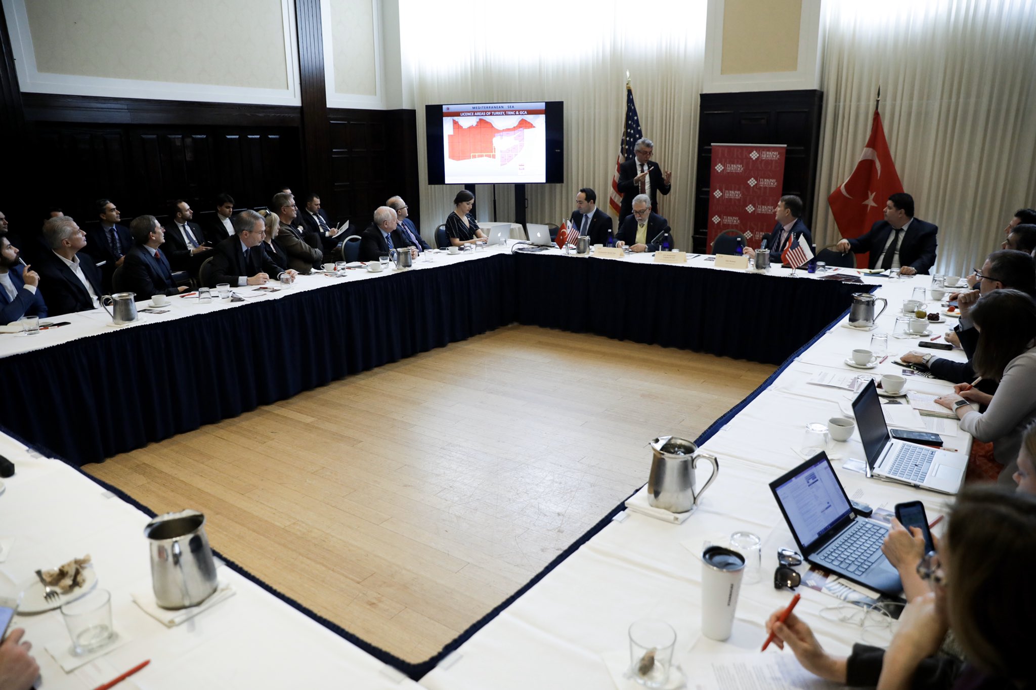 Τουρκία: Ομοσπονδία, συνομοσπονδία ή δύο κράτη