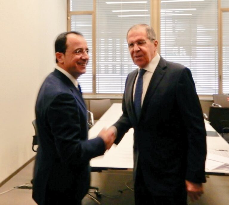 Όσα συζήτησαν Χριστοδουλίδης-Λαβρόφ στη Γενεύη