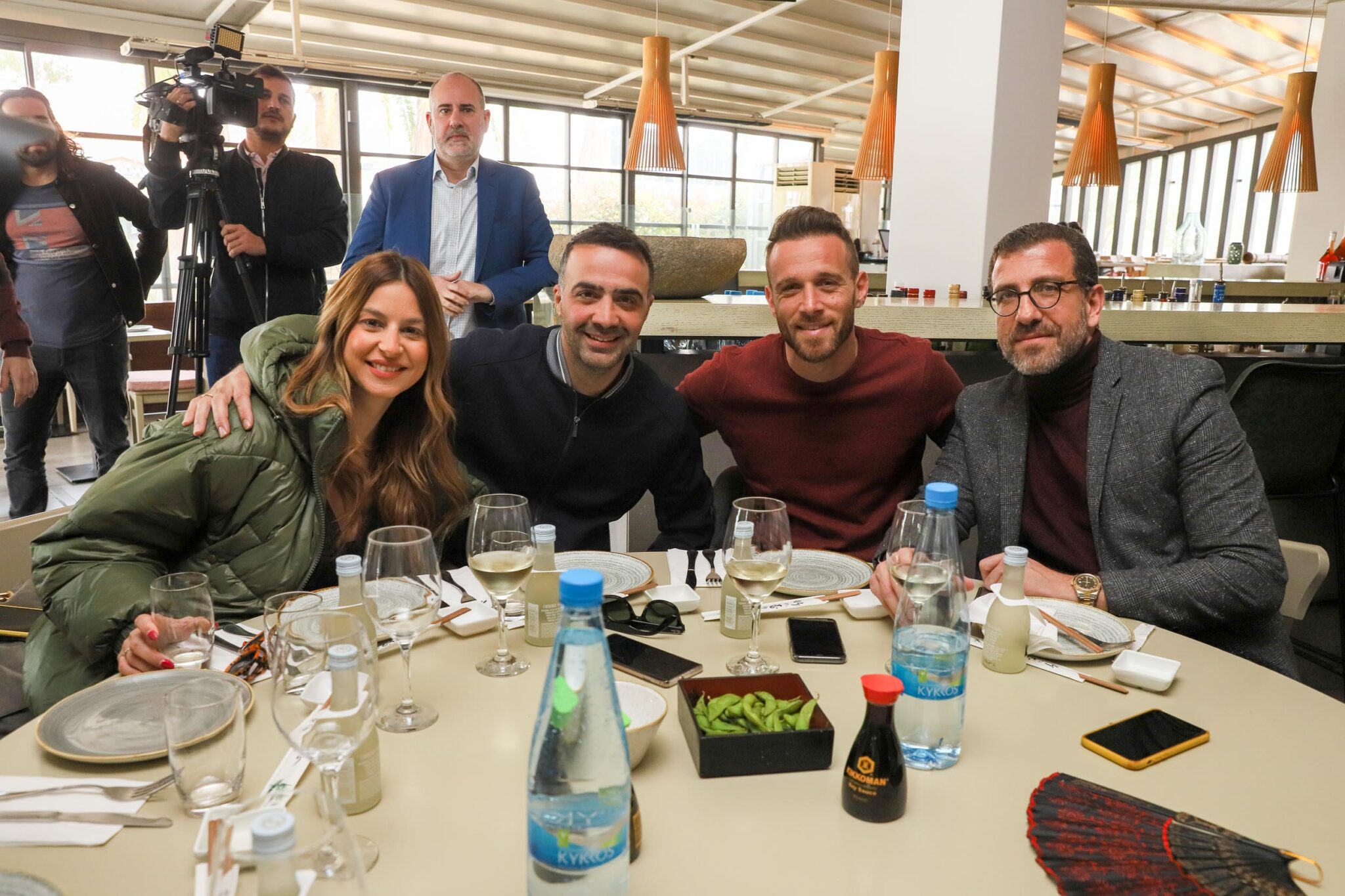 To Αkakiko παρουσίασε τα καινούργια πιάτα και τη νέα του εκστρατεία