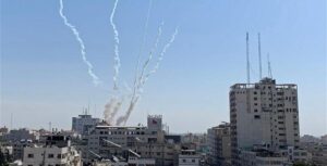 Πυραυλικές επιθέσεις Ισραήλ σε Δαμασκό και Γάζα (ΒΙΝΤΕΟ)