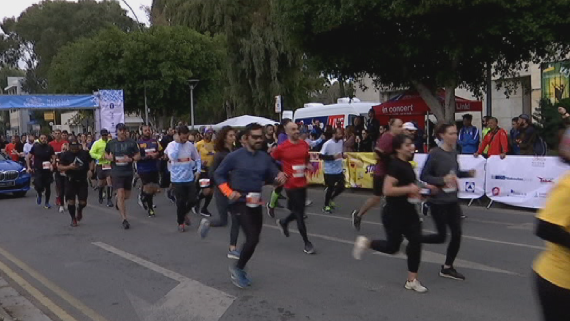 Περισσότεροι από τρεις χιλιάδες μαραθωνοδρόμοι έτρεξαν στο Νicosia Marathon(VID)