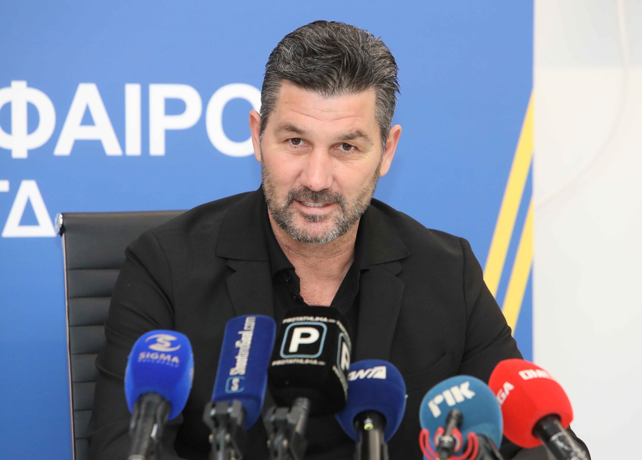 Ουζουνίδης: «Είμαστε ο ΑΠΟΕΛ, πρέπει να επιβάλουμε το παιχνίδι μας» (ΒΙΝΤΕΟ)