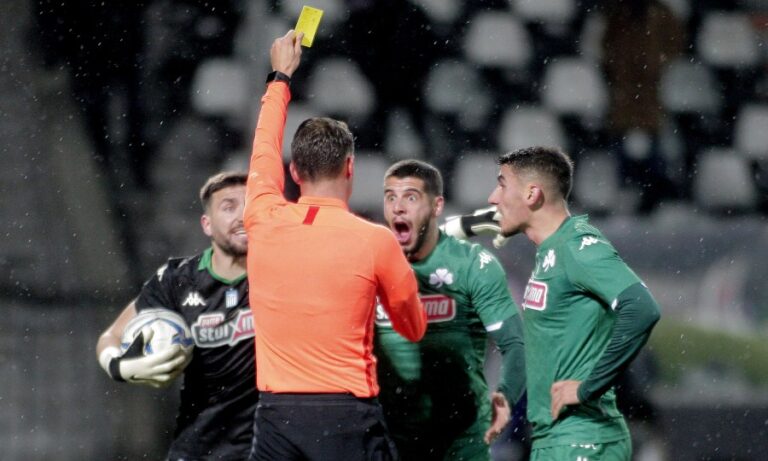 «Έβραζαν» στα αποδυτήρια της Τούμπας οι παίκτες του Παναθηναϊκού