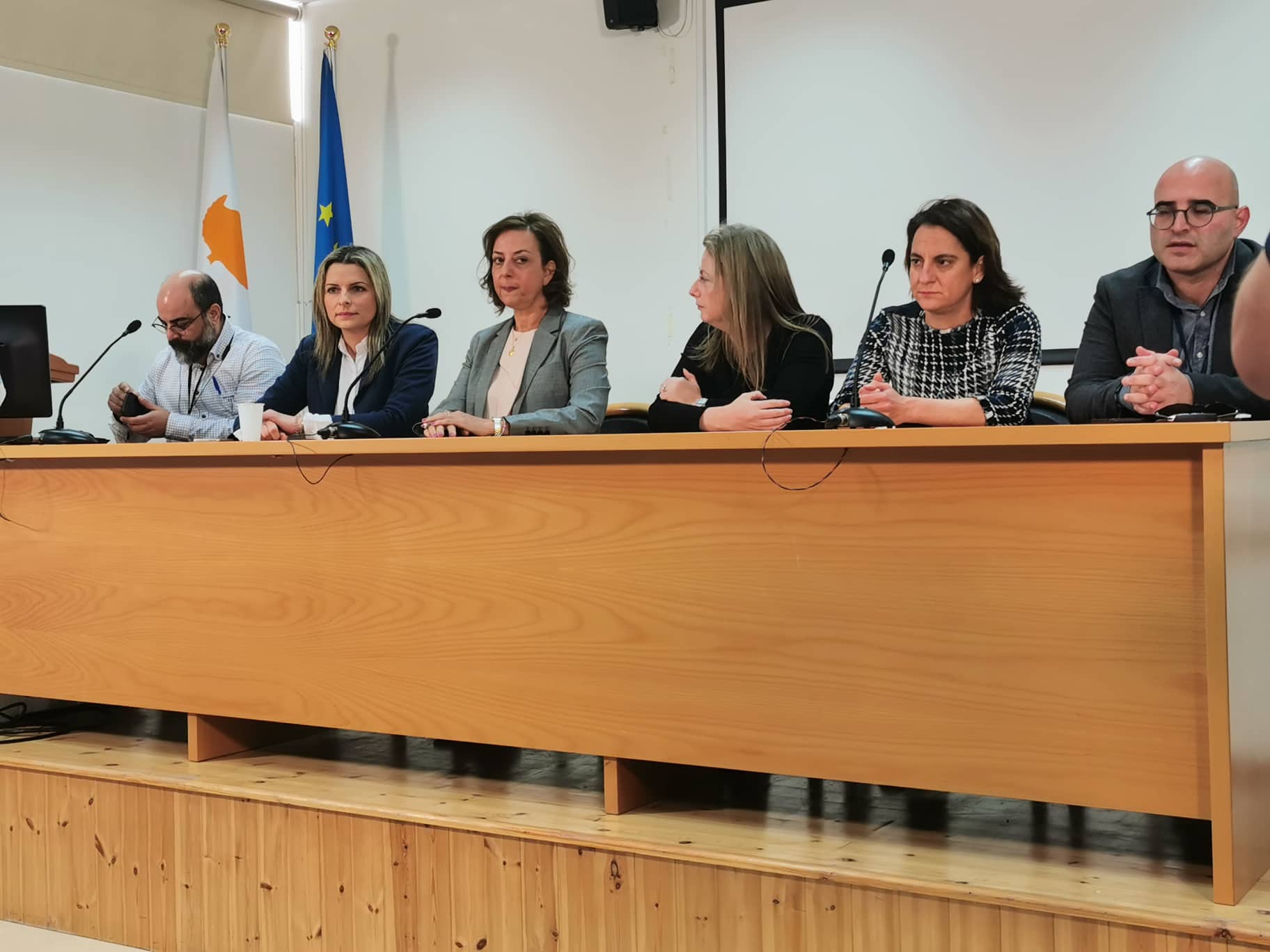 Υπ. Υγείας: Σε αναμονή για τα αποτελέσματα του ύποπτου κρούσματος για κορωνοϊό