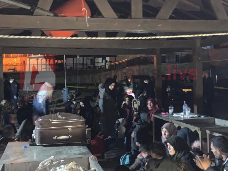 Από Ιντλίμπ και Χαλέπι το ταξίδι της ελπίδας για 101 πρόσφυγες (ΒΙΝΤΕΟ&ΦΩΤΟ)