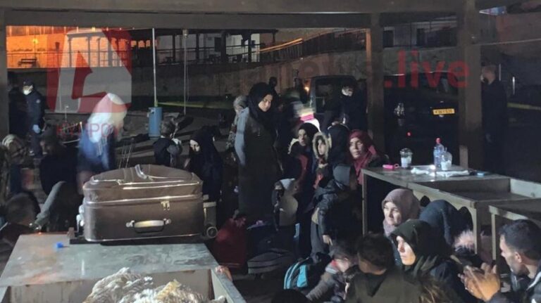 Χειροπέδες σε 22χρονο για την άφιξη 101 παράτυπων μεταναστών στο Κάβο Γκρέκο
