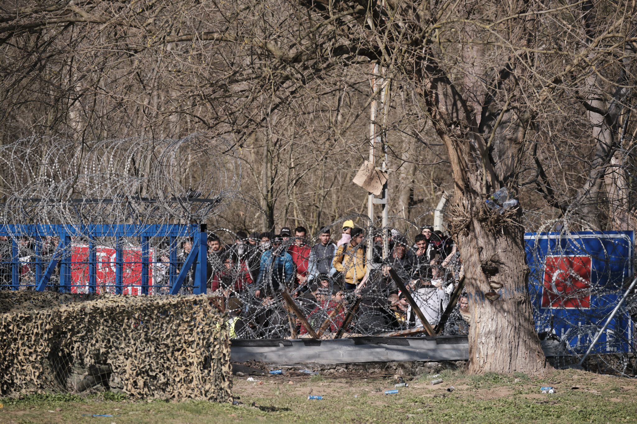 Νέα ένταση και επεισόδια στις Καστανιές του Έβρου (ΒΙΝΤΕΟ)