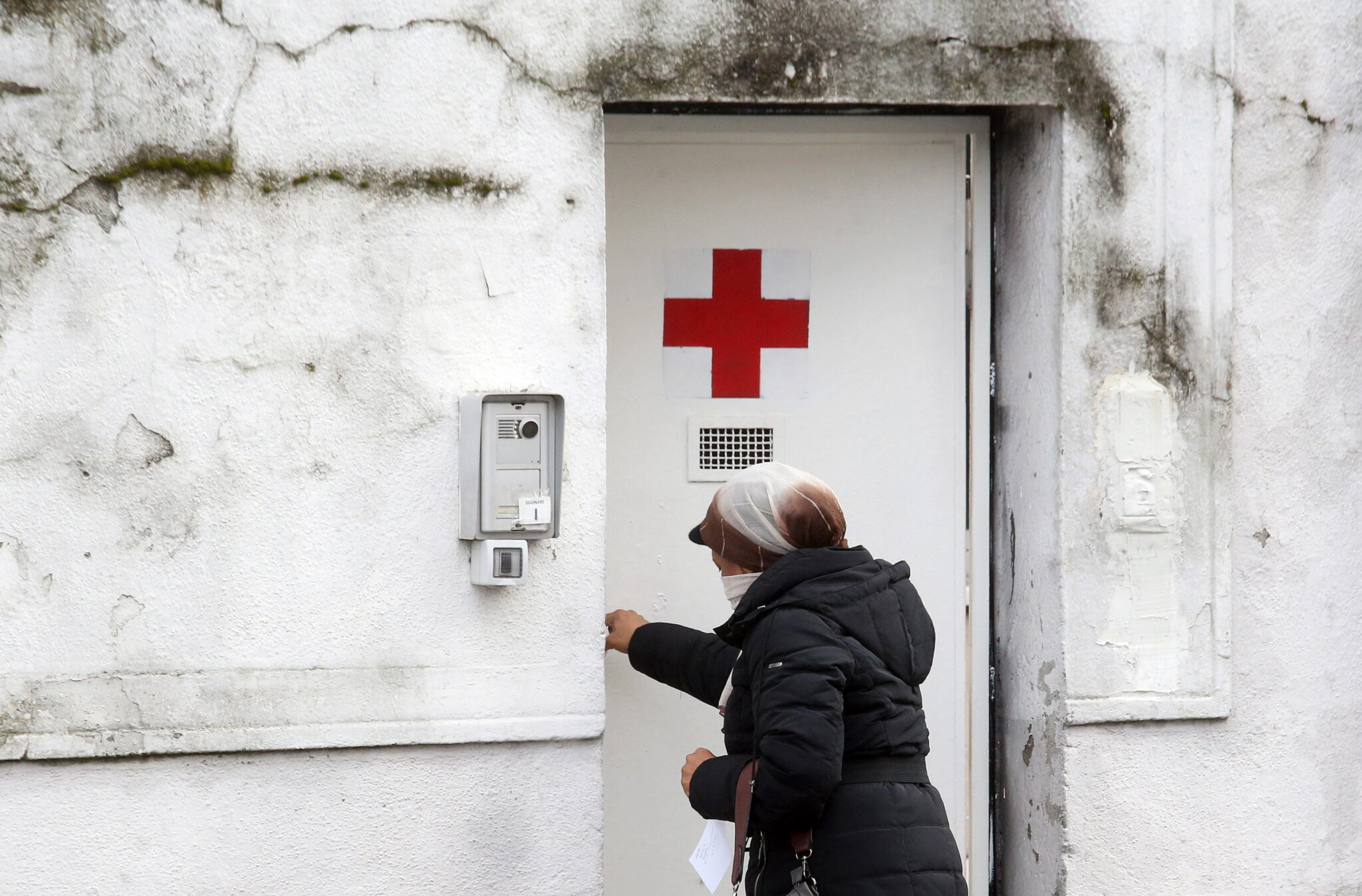 Οι ισπανικές αρχές επιβεβαίωσαν τον πρώτο θάνατο από τον COVID19