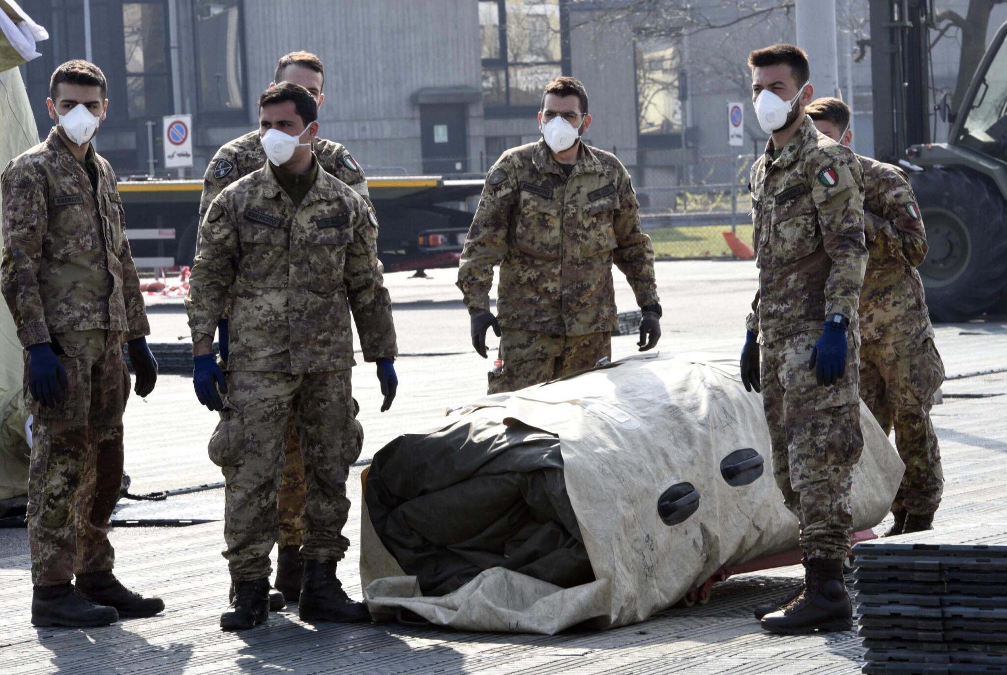 Νέο αρνητικό ρεκόρ στην Ιταλία με 627 νεκρούς σε μόλις ένα 24ωρο