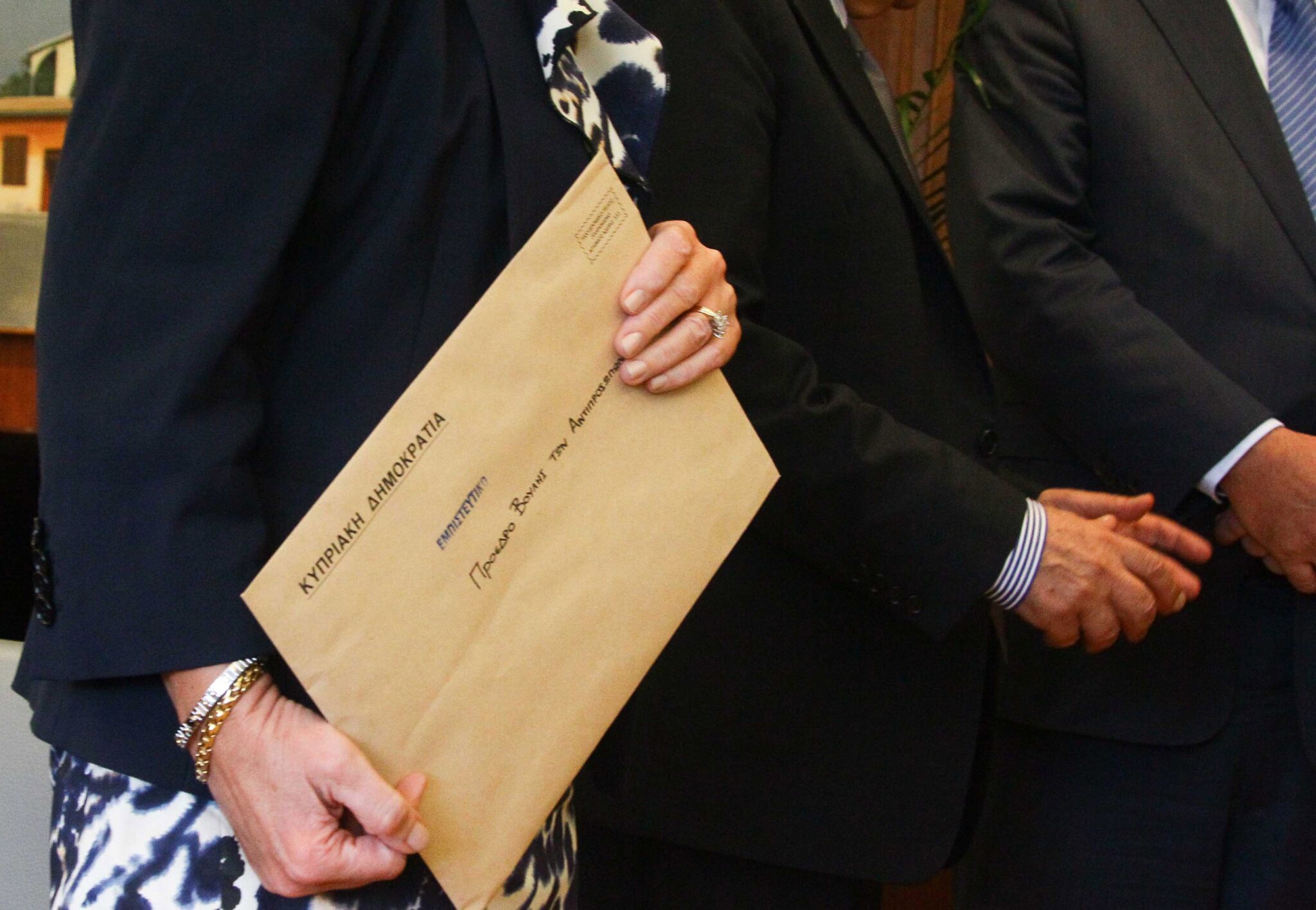 Ψάχνουν 80.000 επιχειρήσεις που ζήτησαν διαγραφή από το Τμήμα Φορολογίας