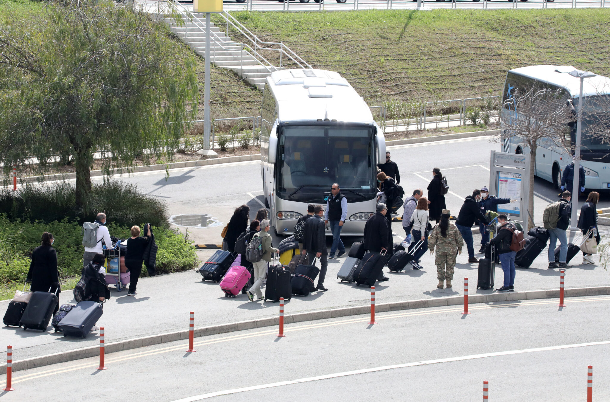 Διασκορπισμένοι σε 40 χώρες οι Κύπριοι πολίτες που ζητούν επαναπατρισμό (ΒΙΝΤΕΟ)