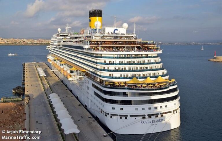 Oλονύχτια επιχείρηση για διάσωση ασθενή από το κρουαζιερόπλοιο "Costa Diadema"