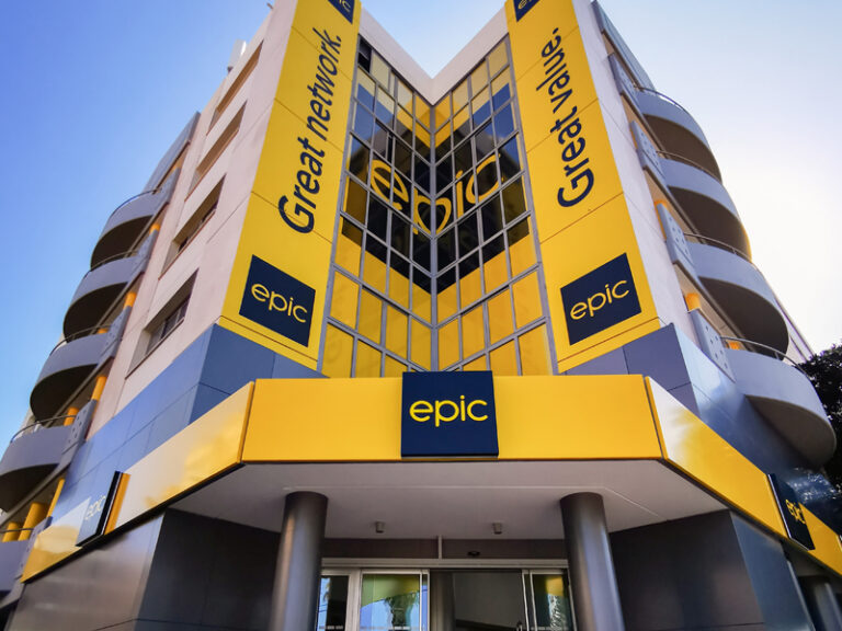 Epic: Δίπλα στους συνδρομητές της με δωρεάν αναβαθμίσεις