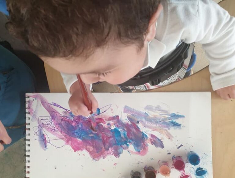 Το ευχαριστήριο δώρο του μικρού Αντώνη στον Υπουργό Υγείας (ΦΩΤΟ)