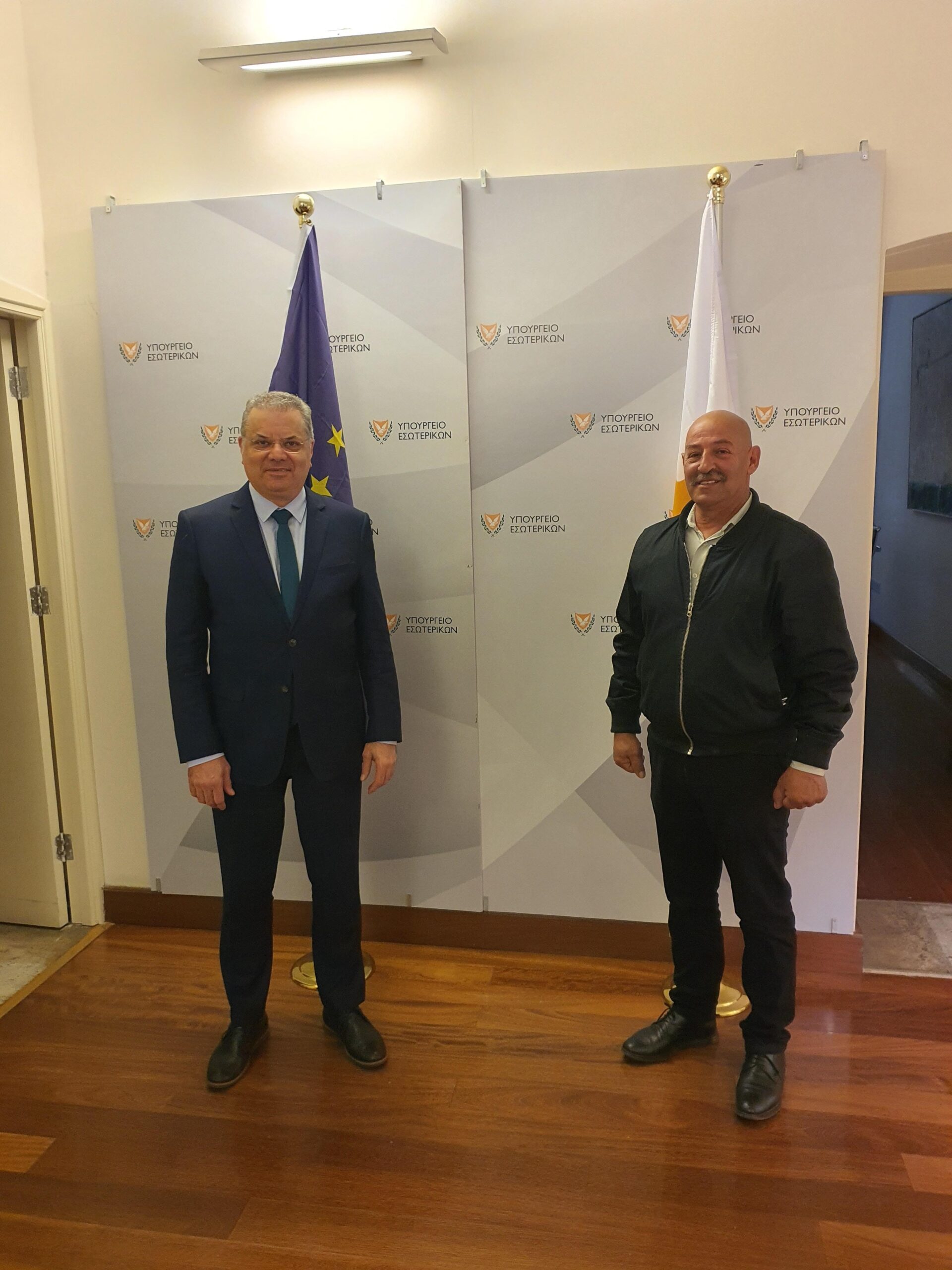 50,000 ευρώ από την κοινότητα Πεδουλά για τον αγώνα κατά της πανδημίας (ΦΩΤΟ)