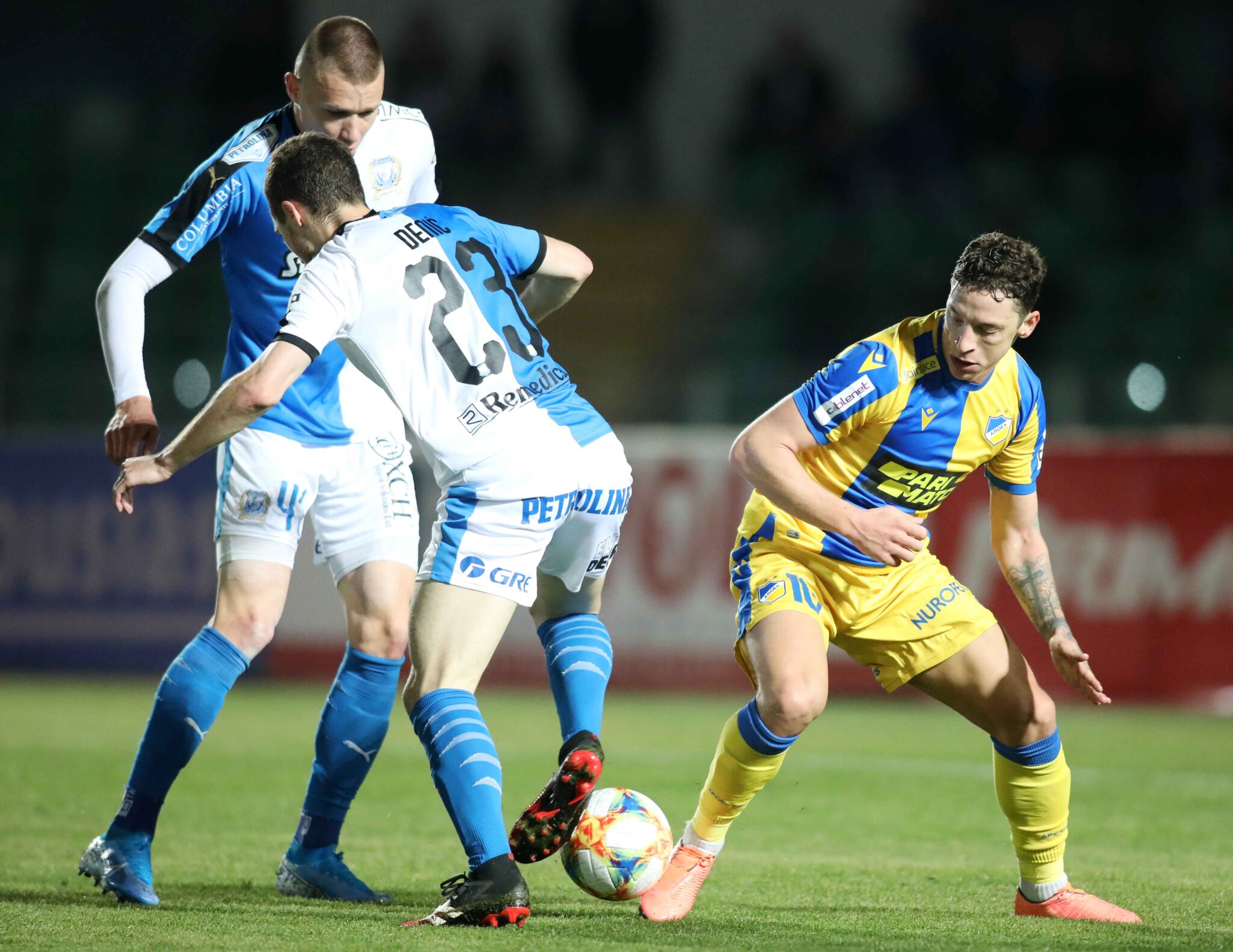 «Πέταξαν» από δύο βαθμούς στο Τσίρειο Απόλλωνας και ΑΠΟΕΛ (ΦΩΤΟ & ΒΙΝΤΕΟ)