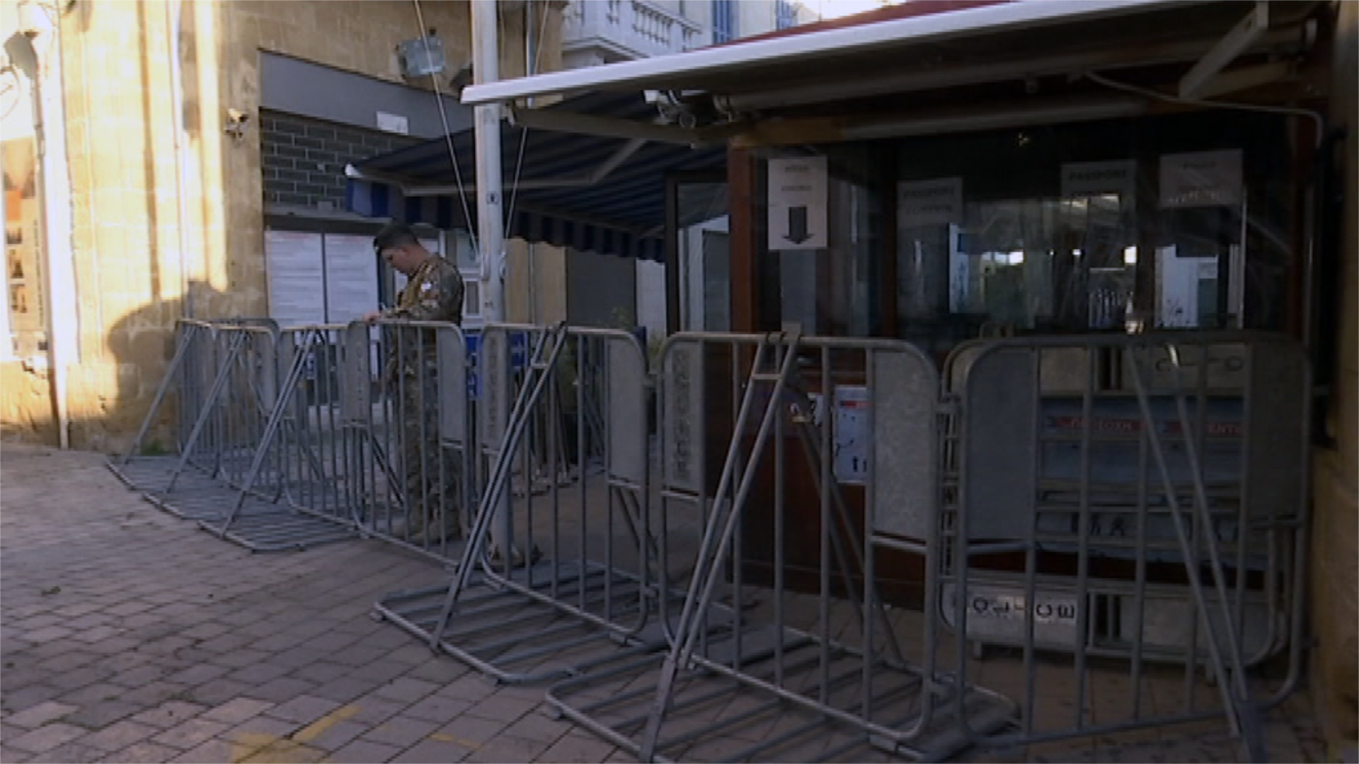 Δε λέει να κοπάσει η θύελλα αντιδράσεων για το κλείσιμο οδοφραγμάτων (ΒΙΝΤΕΟ)