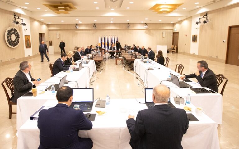 Κρίσιμο δεκαήμερο για την εξέλιξη του κορωνοϊού στην Κύπρο