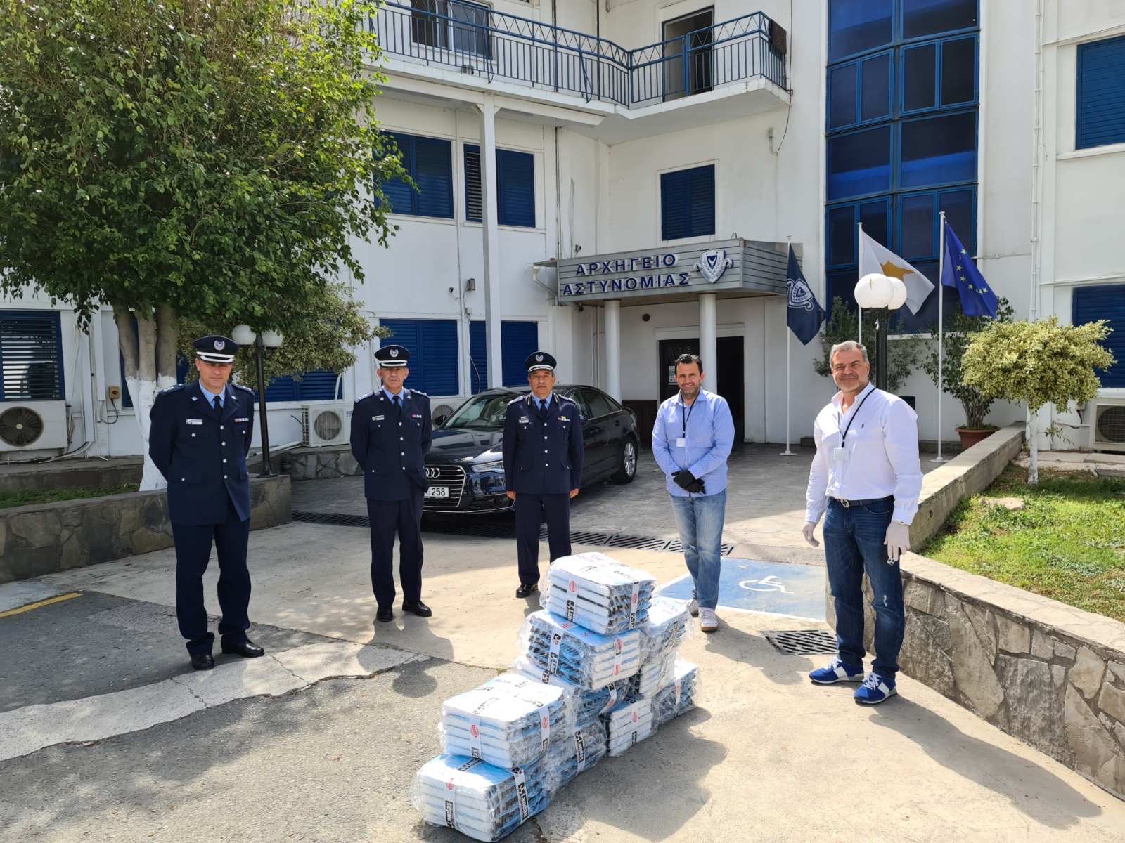 Παράδοση 500 προστατευτικών μασκών στην Αστυνομία Κύπρου