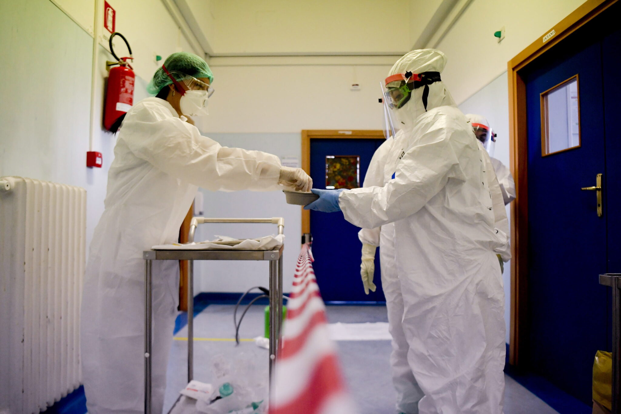 Αντιδράσεις για αναστολή χρηματοδότησης του Π.Ο.Υ. κατ' εντολή Τραμπ (ΒΙΝΤΕΟ)